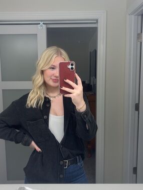 Meet your Posher, Kytalyn